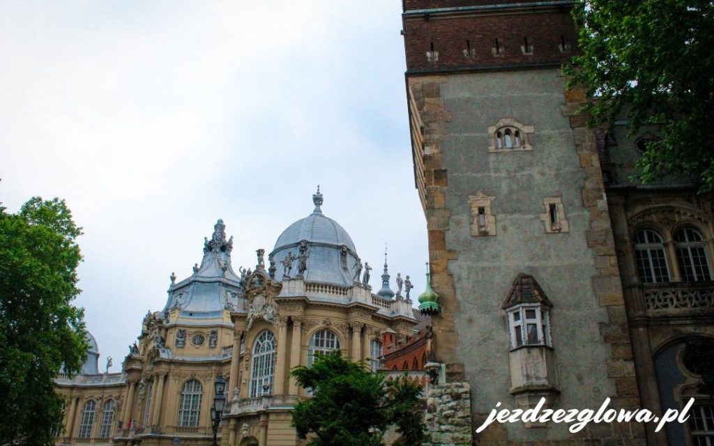 Elewacja Zamku Vajdahunyad w Budapeszcie