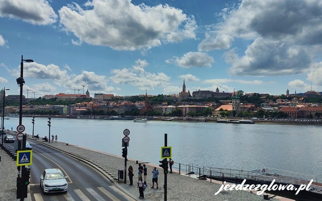 Widok na Dunaj i Most Małgorzaty w Budapeszcie