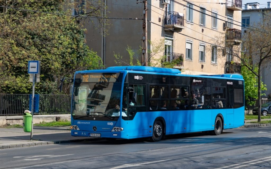 Linia 112 autobusu w Budapeszcie - przystanek autobusowy
