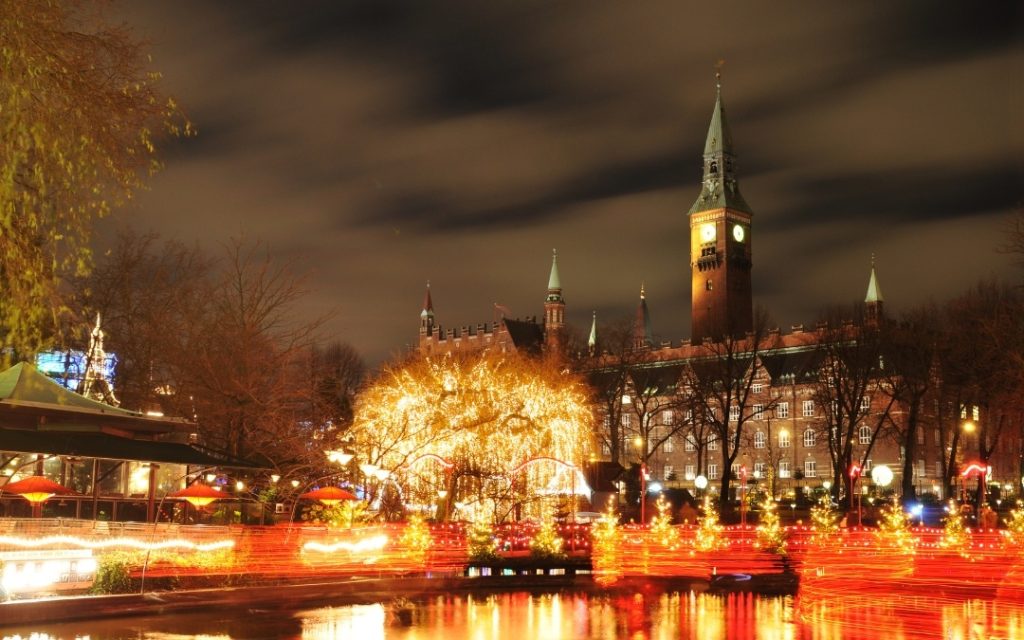 Dekoracje świąteczne w Ogrodach Tivoli w Kopenhadze