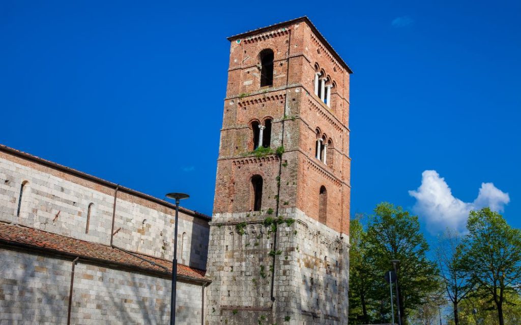 Dzwonnica kościoła San Michele degli Scalzi w Pizie