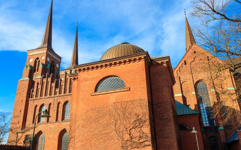 Katedra w Roskilde (Roskilde Domkirke) w Danii