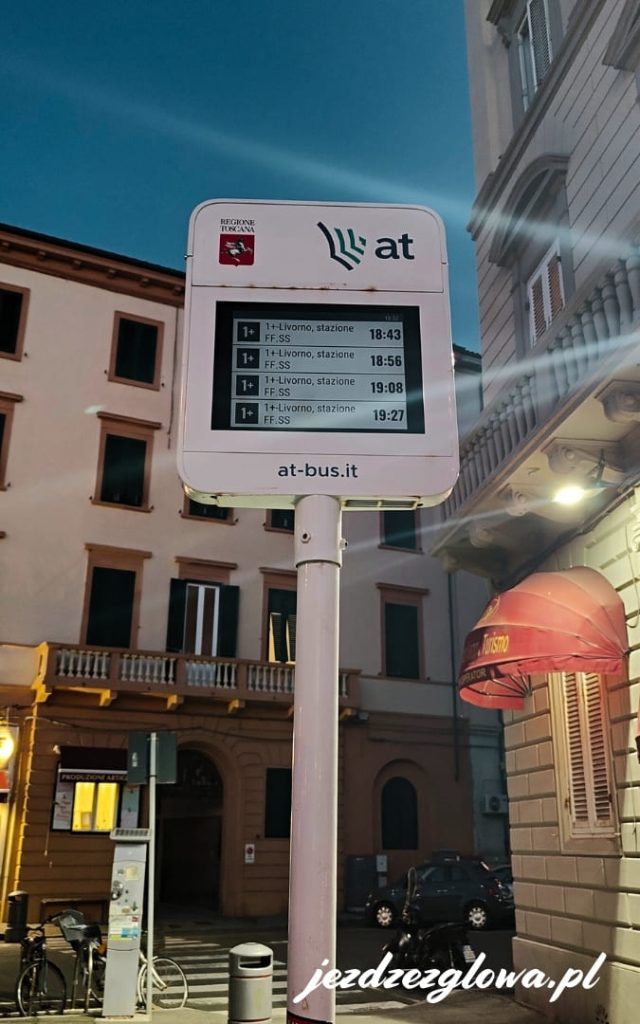 Przystanek autobusowy we Włoszech