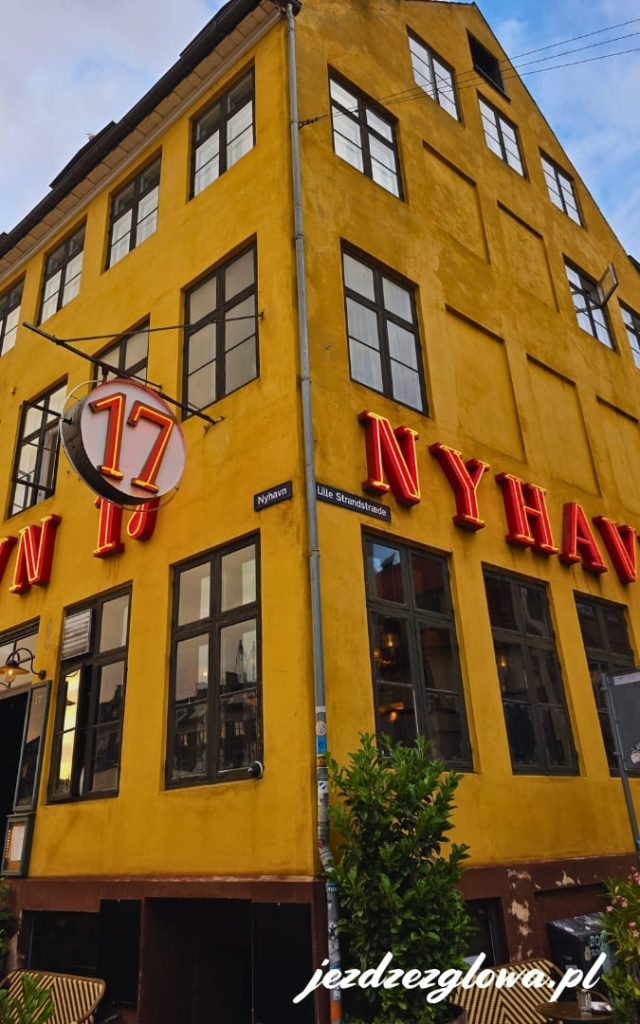 Widok na restaurację Nyhavn 17