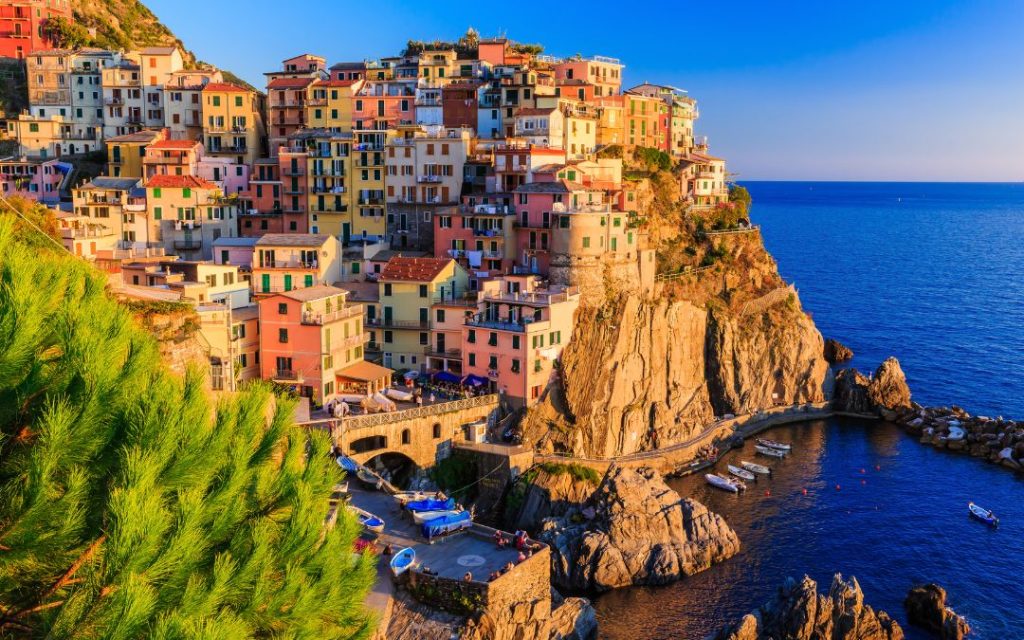 Wioska Manarola tworząca Cinque Terre we Włoszech