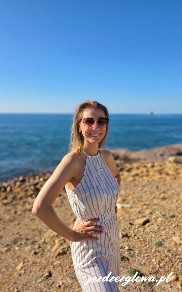 Chwila relaksu nad brzegiem