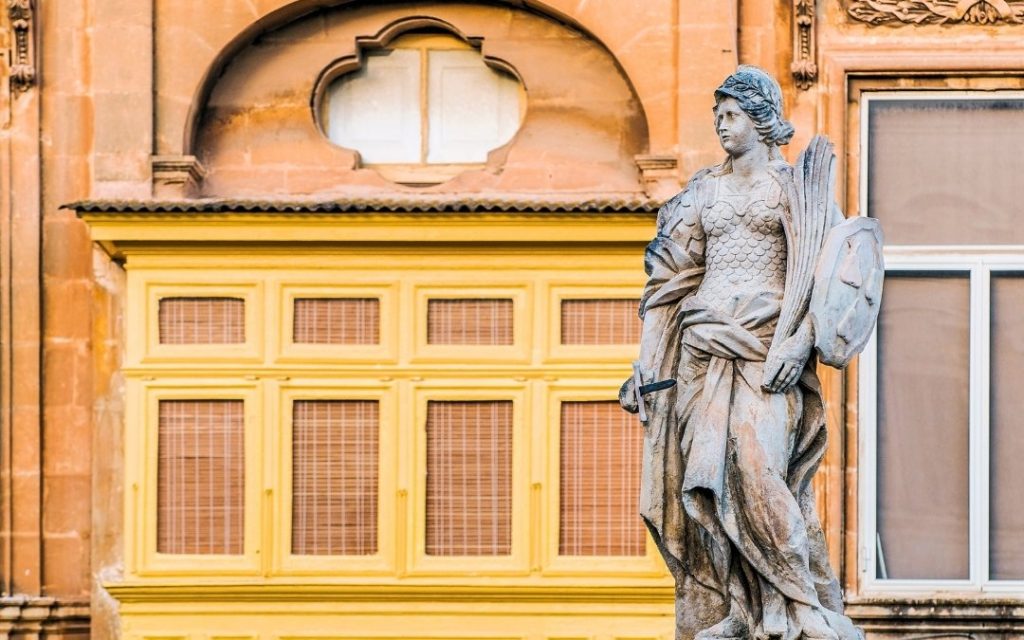 Pomnik na Vittoriosa Square w Birgu