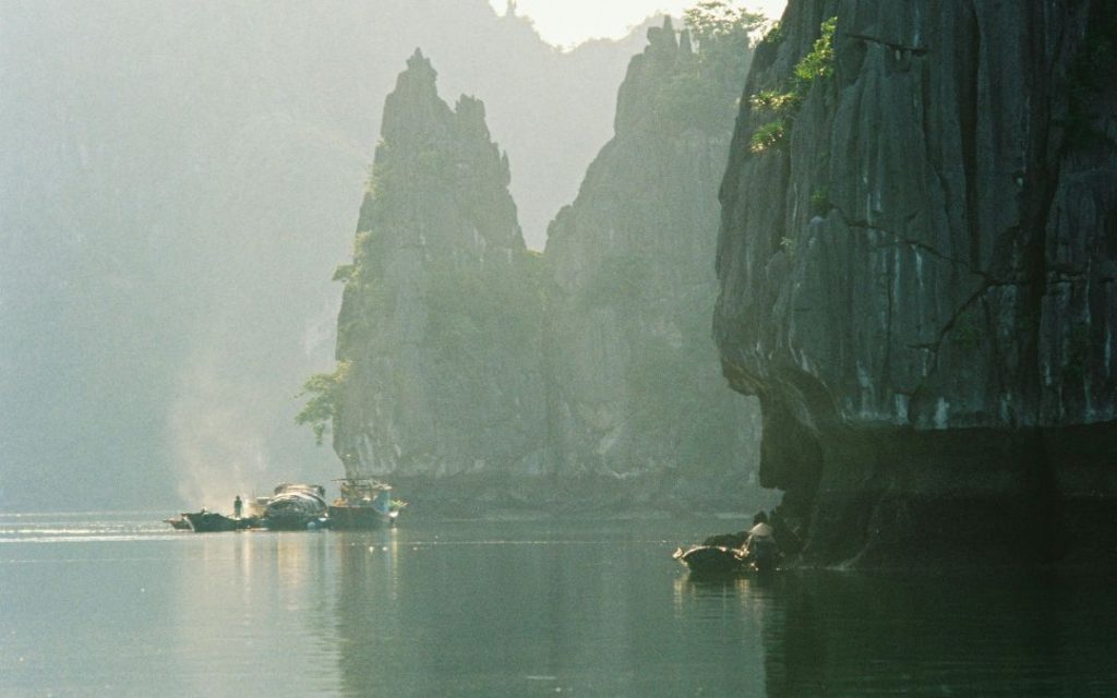 Zatoka Hạ Long w Wietnamie