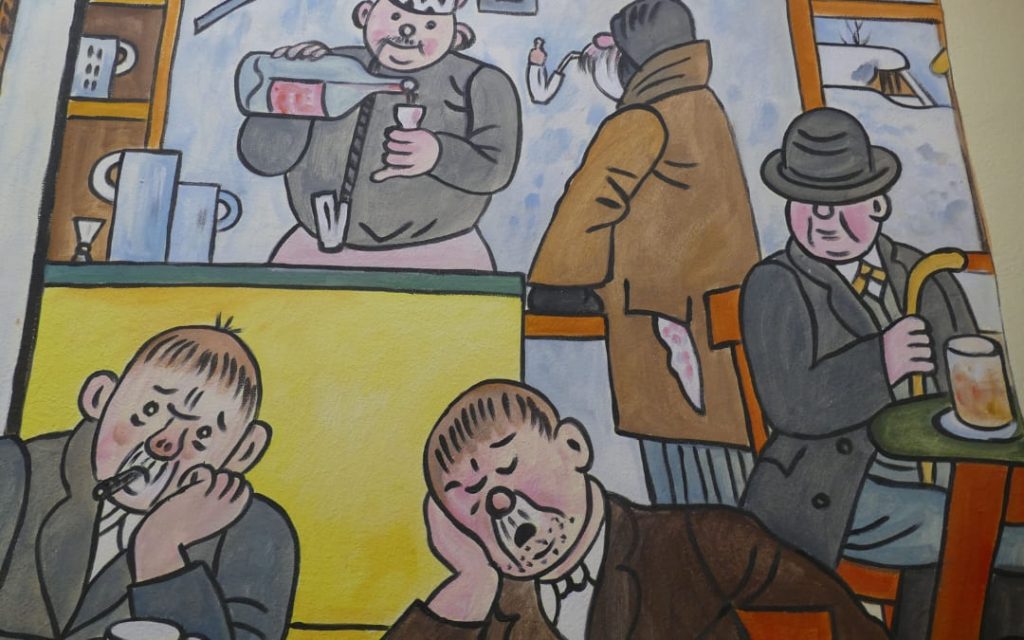 Mural w stylu czeskim przedstawiający gości w praskiej kawiarni