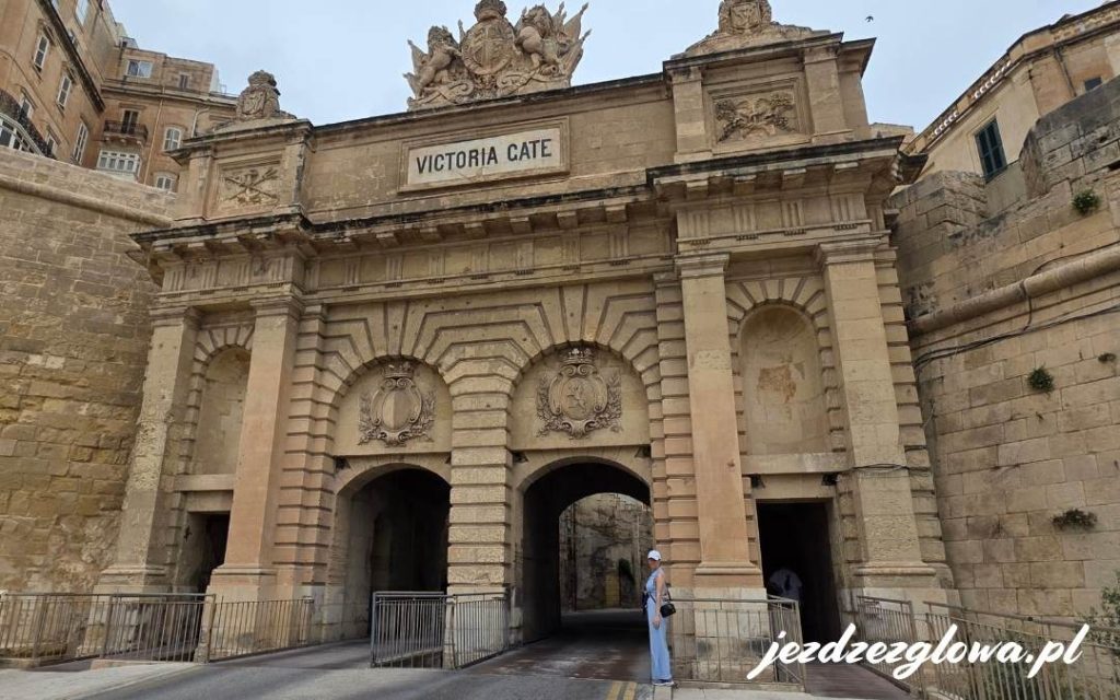 Brama miejska w Valletcie