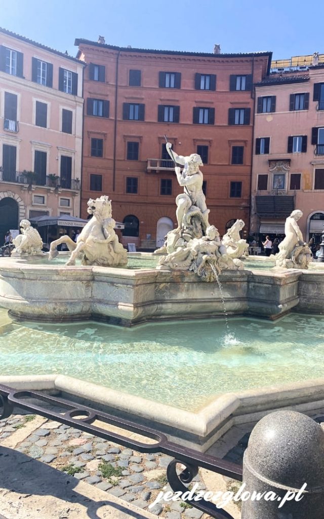 Fontanna Neptuna  na Piazza Navona w Rzymie