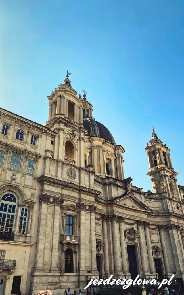 Kościół Sant'Agnese in Agone przy placu Navona w Rzymie