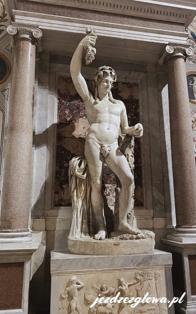 Rzeźba Dionizosa w Galerii Borghese w Rzymie