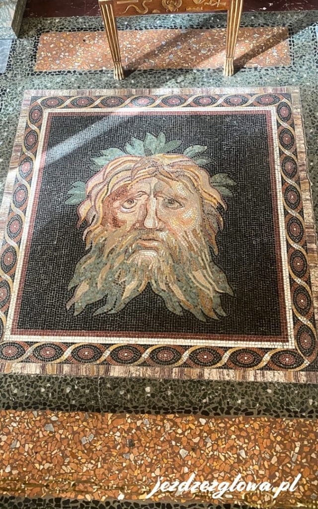 Rzymska mozaika z wizerunkiem Okeanosa w Galleria Borghese