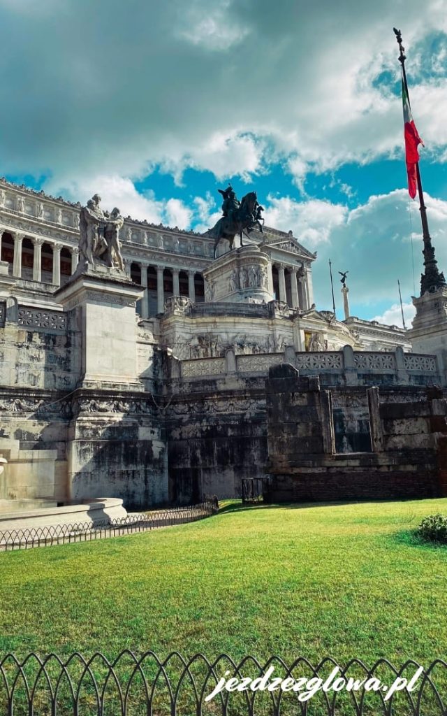 Rzymski pomnik Wiktora Emanuela II na Piazza Venezia