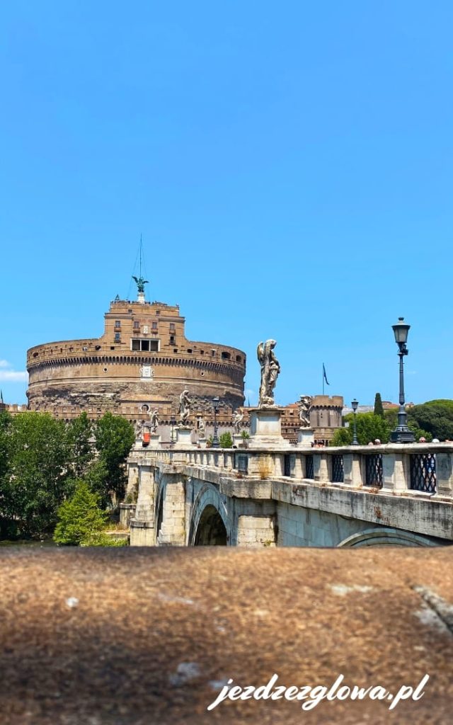 Zamek Świętego Anioła oraz Most Świętego Anioła w Rzymie