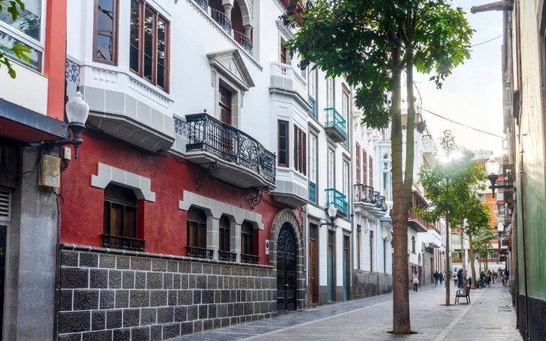 Ulica w dzielnicy Triana w Las Palmas de Gran Canaria